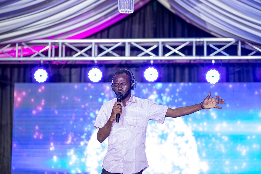 the_ademola's tweet photo. 🎶 Ohh Daddy God, You are all I have, All my eggs, in your very hands 🎶 

-Ademola Makinde 2021

I’m really looking forward to Psalms and Stories💫 https://t.co/k1oa3iDdHM