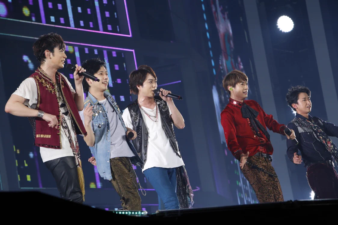 FccS8Y_agAEr_55?format=webp&
