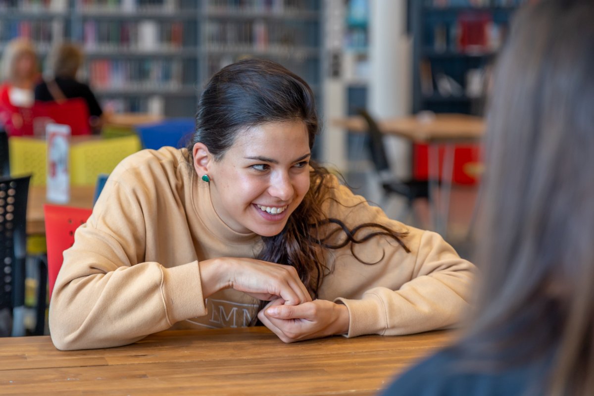 LivingLibraryNL's tweet photo. De eerste Living Library in Nieuwegein was een succes! 😎 Hier de foto's voor een indruk 📸@BiebNieuwegein @mariaschouten #livinglibrary #dialoog #inclusie https://t.co/qKuBQqXYVF