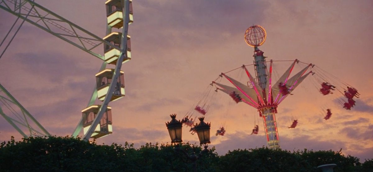 TheCinesthetic's tweet photo. Midnigth in Paris (2011) dir. Woody Allen
https://t.co/pVUhg8vp8w