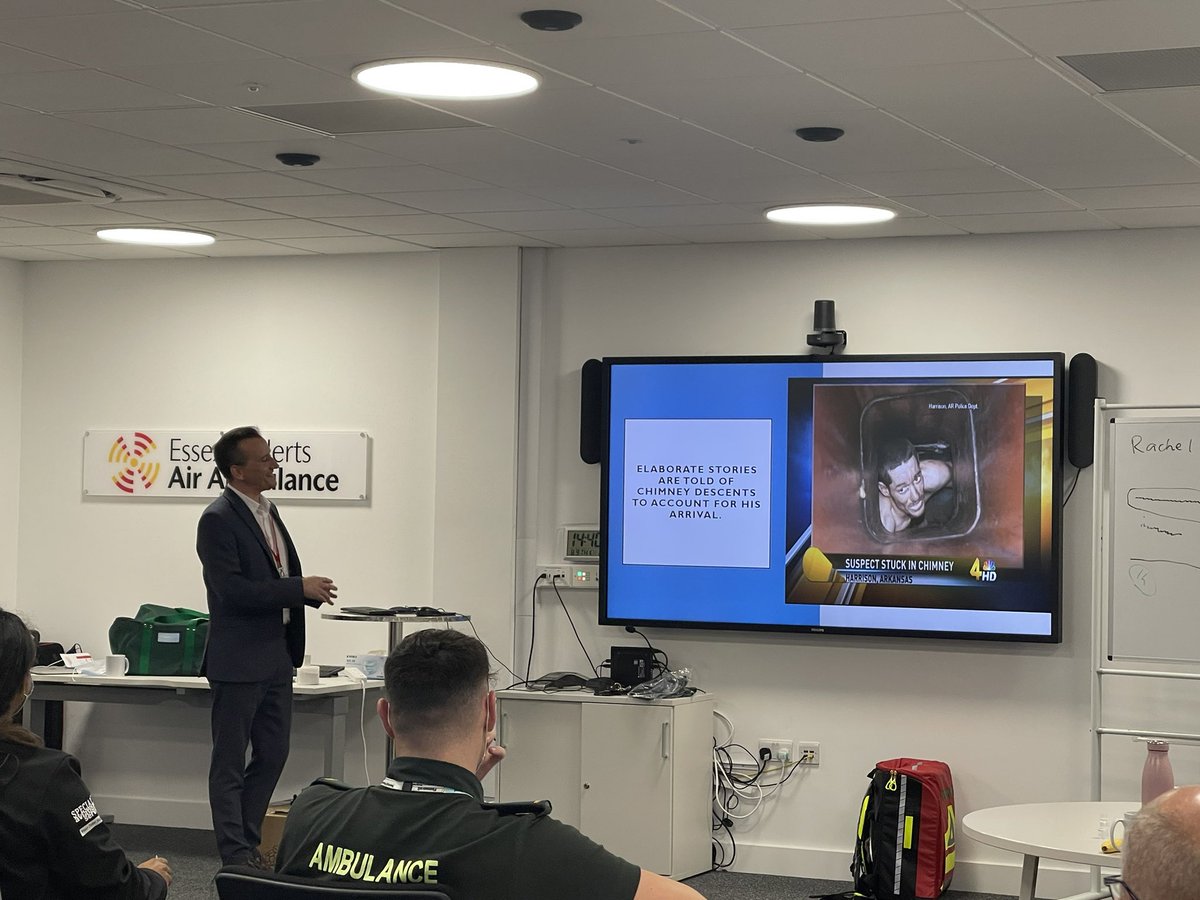 Thank you, @drbenswift for your talk <a href="/EHAAT_/">ehaat_</a> . I still don’t believe your version of the Father Christmas story but your points were well made (!) Serious bit - The clinicopathological correlation is the most important thing we can do to move our PHEM specialty forward.