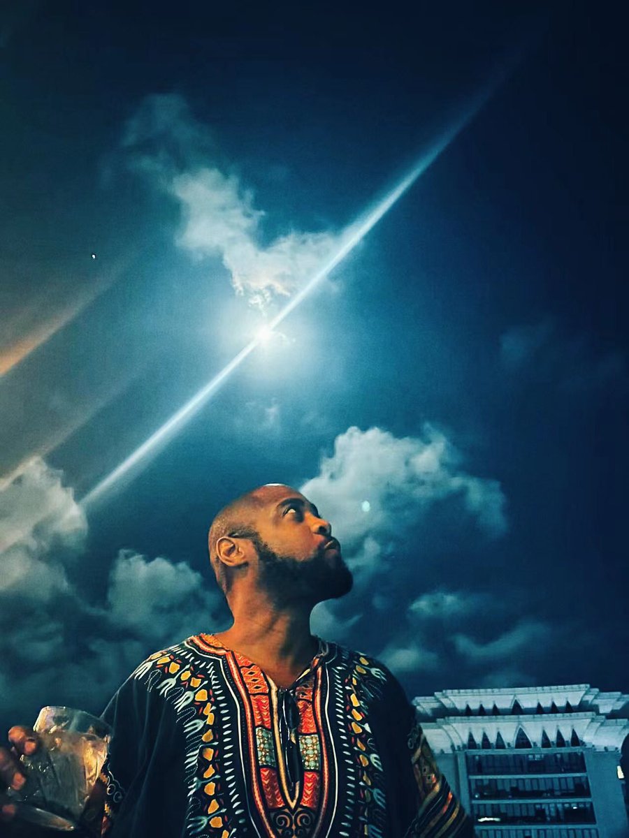 Happy Mid Autumn Festival! My you never forget that even in the mundane or random chaos and challenges you may face the STARS &amp; UNIVERSE remain aligned in your FAVOR!All means ALL ! All things are working together for your good!Trust the process! Trust yourself!TRUST GOD