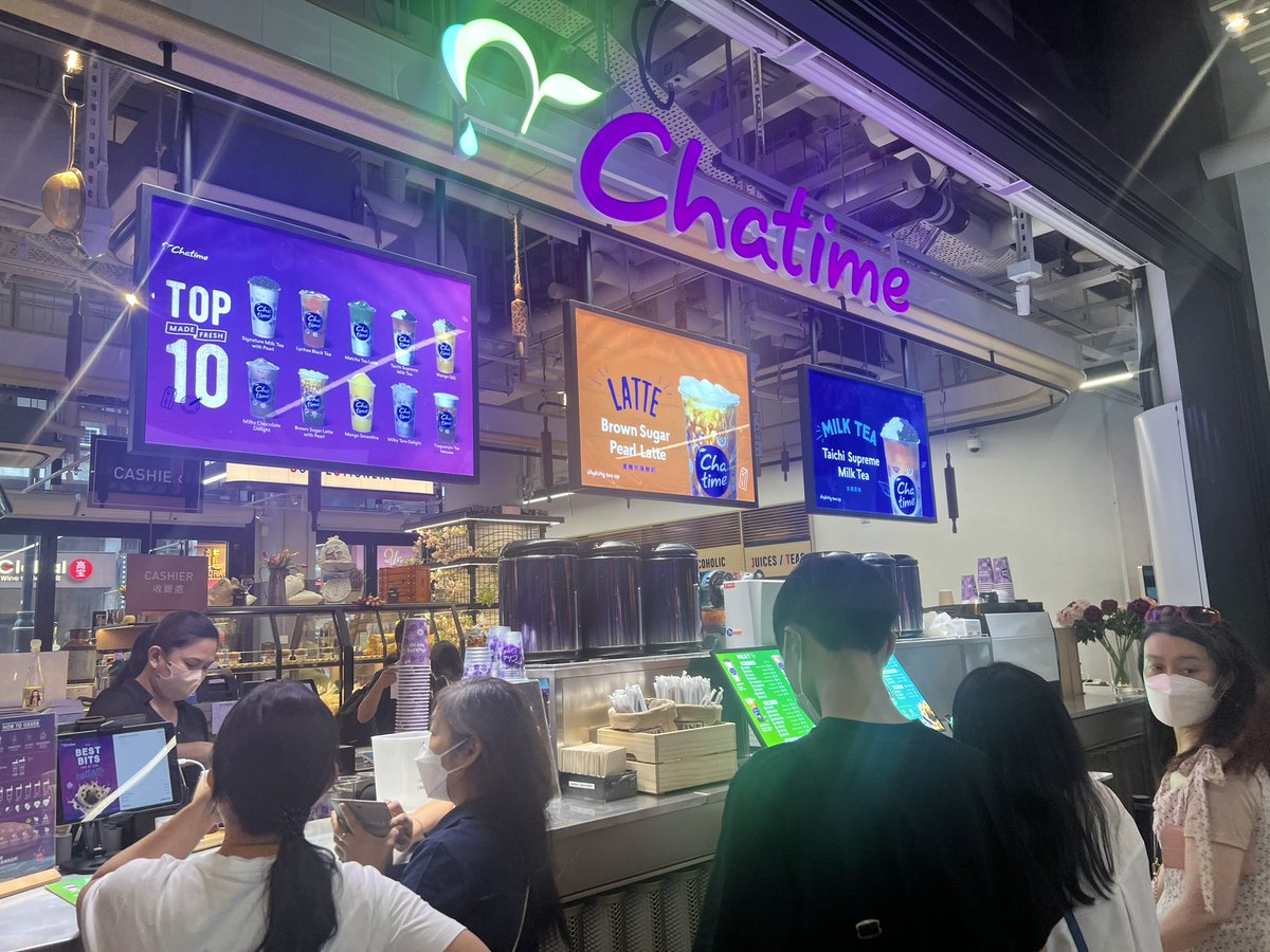 smileystephhh's tweet photo. Chatime in the town 😬 https://t.co/d5EUB8apvm