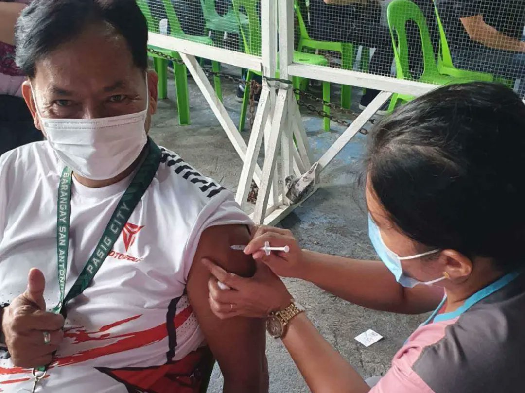 bsapasig's tweet photo. Lubos tayong nagpapasalamat sa Pasig City Health Office sa kanilang pagbisita sa @bsapasig at sa pagpapadali ng bakunahan sa ating komunidad. ππ» Stay healthy and keep safe always, mga kabarangay! π
#BeatCOVID19 #KeepSafeBSA #BSACaraVacc https://t.co/3nENh9Fe94