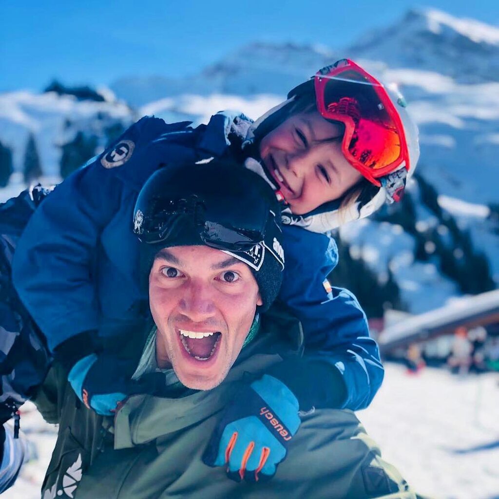 MINT Snowboarding tweet media