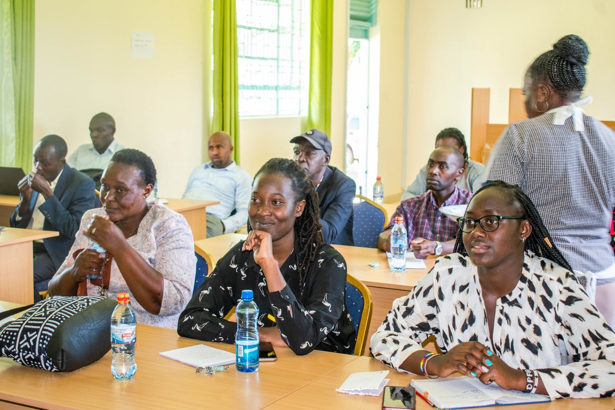 NutriProduce's tweet photo. Holding a participatory #ValidationWorkshop on #regenerative agriculture and #circular economy, to address issues of #SoilHealth, # Strengthening Biodiversity, and promote economic resilience in #farming @BukuraAgriculturalTrainingCentre.
@ADSWestern_R https://t.co/UIkMUadMC3