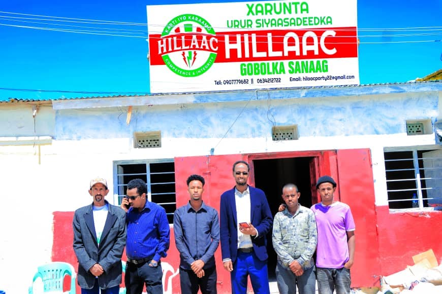 CEERIGAABO: Diwaangalinta 1,000-ka qof ee madaxtaabashada oo ka socota Xarunta Gobolka Sanaag.

#KARTI_IYO_KARAAMO
#Hillaac2022