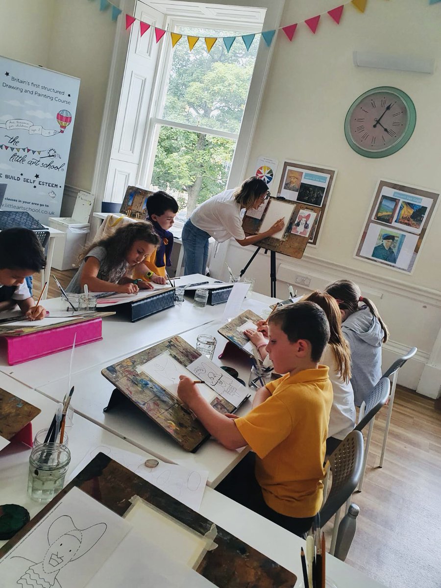 LittleArtSchool's tweet photo. A brand new term in one of our favourite places! Our studio at Alloway Place in Ayr is such a special place to be.
Welcome to our new teacher Lindsey too!
π¨β¨π©βπ¨
#littleartists #artclasses #artclassesforkids #ayrshire #creativity #creativespaces #nurture #mindfulness https://t.co/c2JdA4Vnb7