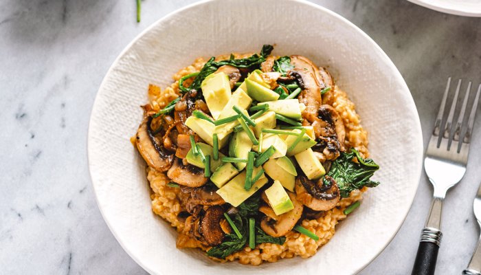ForHealthNews's tweet photo. Health News Tired Of Your Go-To Breakfast Try These 5 Nutrient-Dense Dishes From An RD https://t.co/WNEEt8nHSn https://t.co/qGbuA0ZCnY