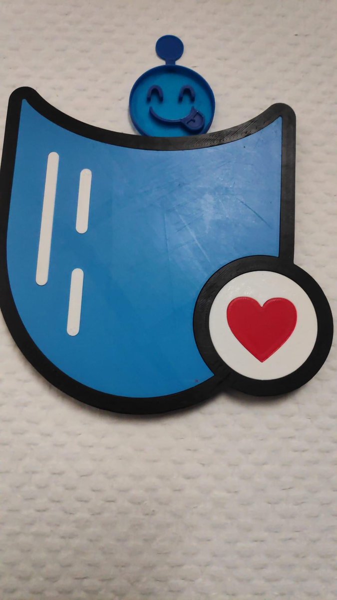 VisiereS's tweet photo. Deuxième version après un week end de travail collaboratif ! Merci à tous pour votre soutien. #telethonmaker #telethon2022 #telethon #benevolat #maker #defi #pla #filament #bobine #impression3d #3dprinting #fabricationfrancaise https://t.co/CWhLSxFTZq