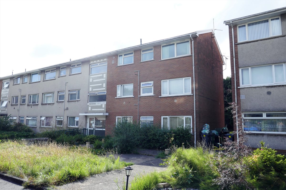 mansellsprop's tweet photo. FOR SALE:  2 Bed Flat in Clos Hendre,  Rhiwbina, £165,000 https://t.co/Os7uwpuECU https://t.co/40Hg8DaWJc