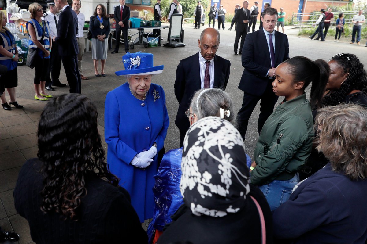 In 2017, Queen Elizabeth II visited the Westway Sports Centre in #London, following the fire at Grenfell Tower. 'My thoughts and prayers are with those families who have lost loved ones in the Grenfell Tower fire and the many people who are still critically ill in hospital.'