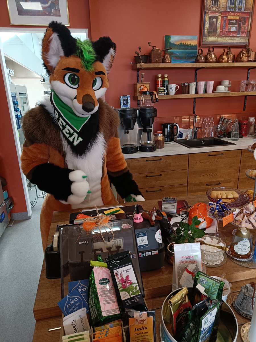 Greenhead tweet media