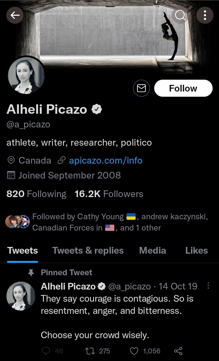 danomedia's tweet photo. @awstar11 @BucMon21 @redsteeze Something is broken with her list then 😉 https://t.co/432WrD4RcE