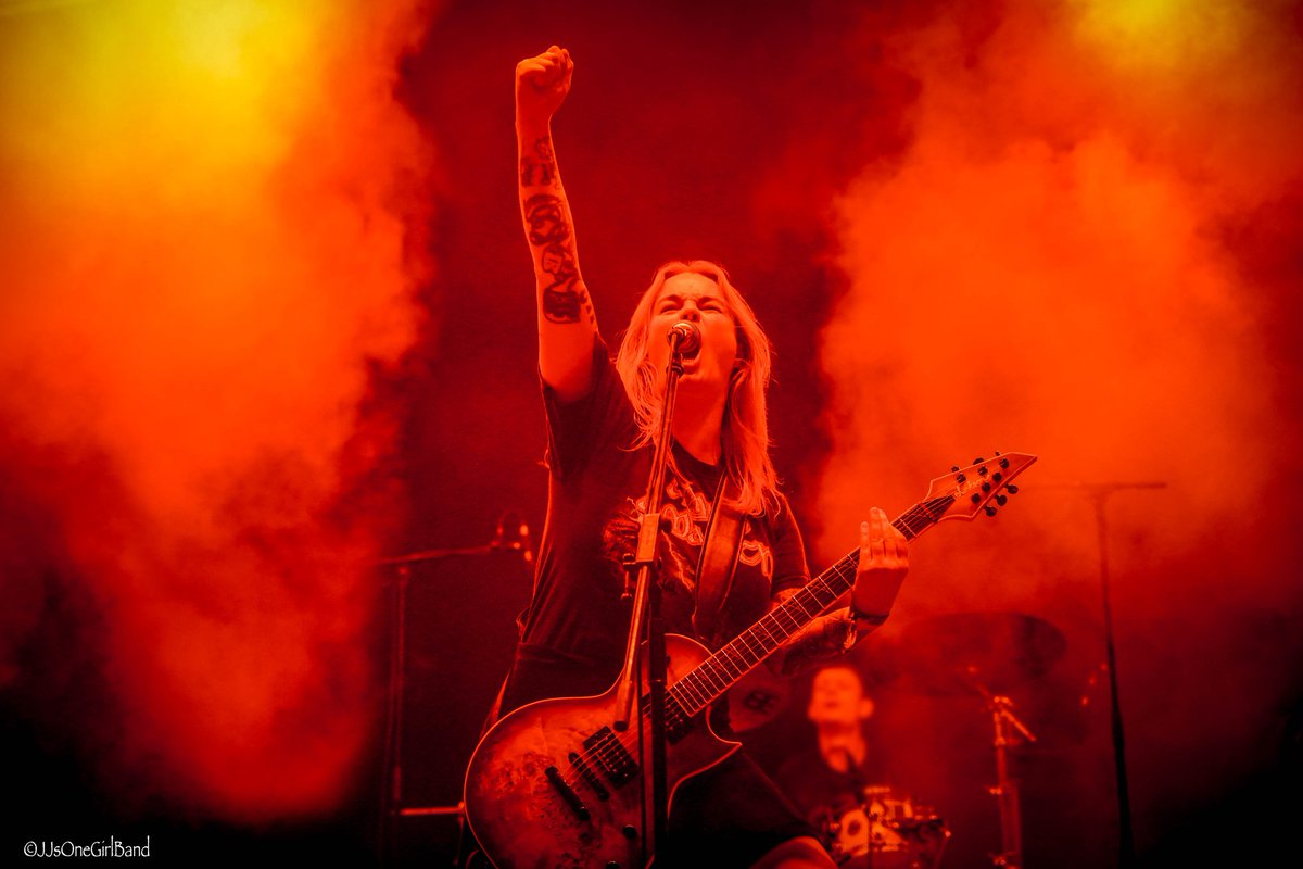 This Friday we play Camden Electric Ballroom with <a href="/monoofjapan/">MONO (Japan)</a> and @GGGOLDDDband

This Saturday we play <a href="/BOILEROOM/">The BOILEROOM</a> in Guildford with <a href="/MEAOAB/">My Eyes Are Old And Bent</a> and <a href="/EndOfSalvation2/">End Of Salvation</a>

See you there! 🤘

Photo by <a href="/JassyGuitar/">Jassy J</a>