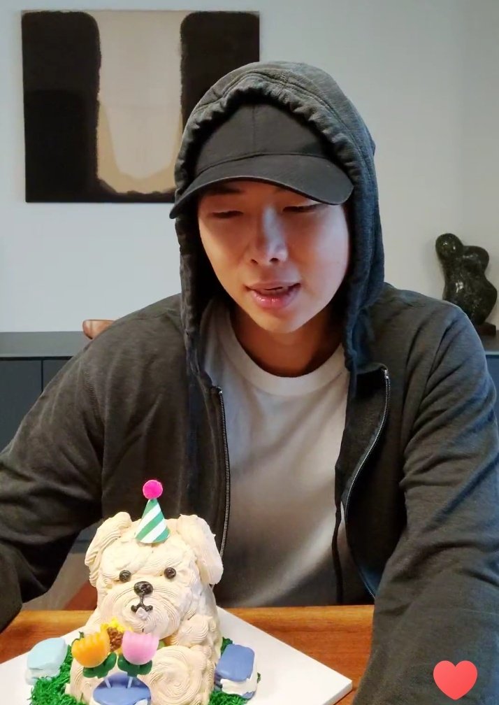 _ninjoonie's tweet photo. namjoon birthday live {09-12-22}

HAPPY BIRTHDAY LOVE!♡ https://t.co/ZaRZbSUFcC