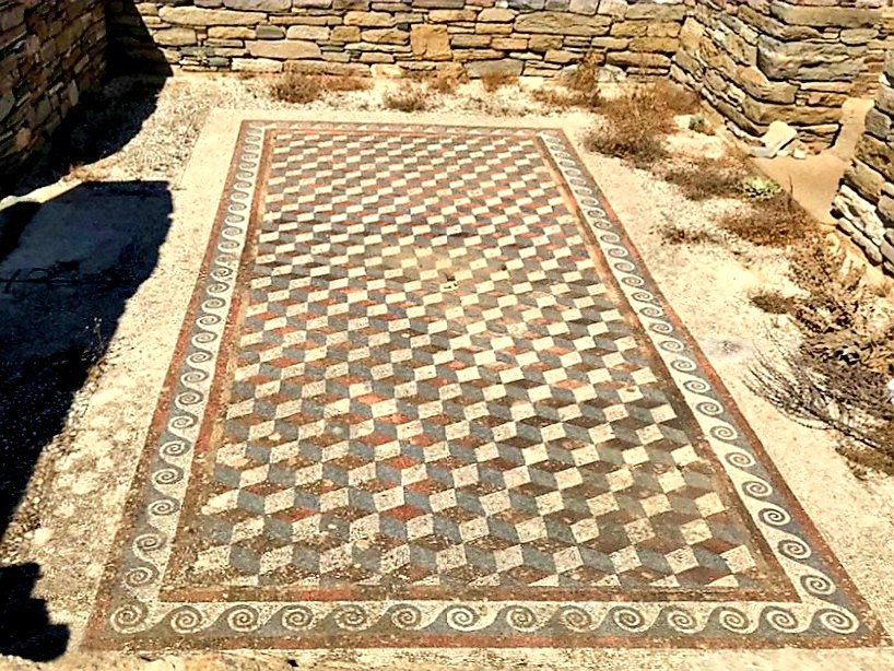 DrNWillburger's tweet photo. For #MosaicMonday a mosaic with a three dimensional cube pattern in a house on the #Greek island of #Delos, dating 2nd century BC.

#Archaeology https://t.co/KIiy55q3vD
