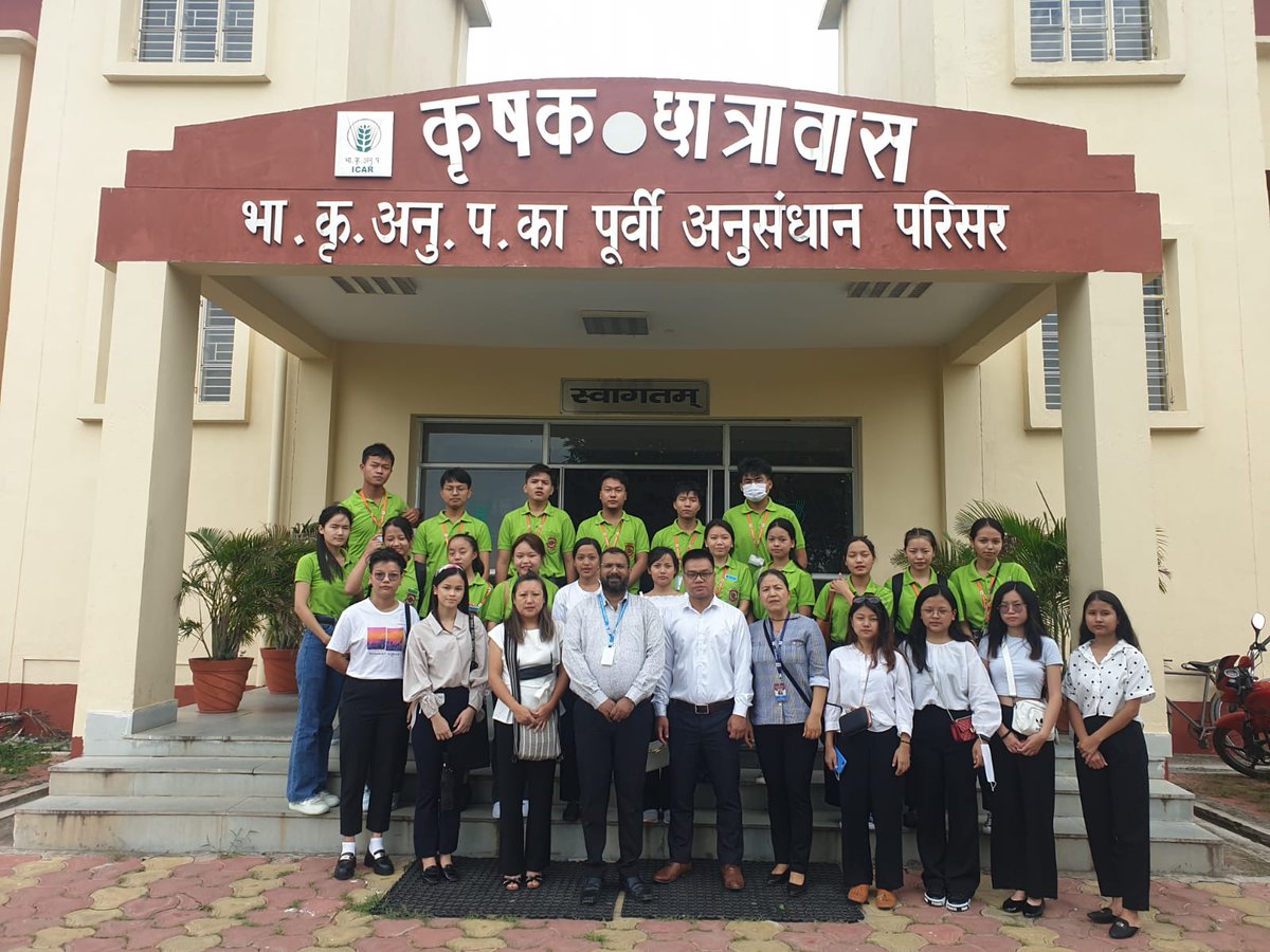 EdCIL_India's tweet photo. #AKAM_EBSBStudentTour Team of Students from #mizoram  reached at Patna Women's College, Patna #Bihar for their 5 days trip under #StudentsExchangeProgramme  #AKAM #EkBharatShreshthaBharat #AzadiKaAmritMahotsav
#EduMinOfIndia #EBSB_Edumin
#EdCIL_Ltd https://t.co/cAwOJDVBaj