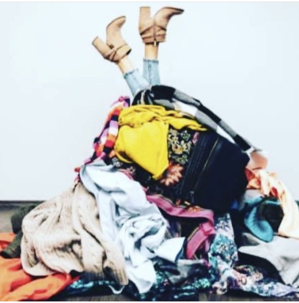 LlysNini's tweet photo. Our man with a van will be at the Bridgend Inn, Birchgrove SA7 9NA on Fri 16th Sep 10-2 to collect your pre-loved clothes,bric a brac etc.PLEASE donate to us, our charity shops are desperate for stock 🙏 @BGrovePrimary @birchgrovecomp @BirchgroveColts https://t.co/pC8Wc6id4r