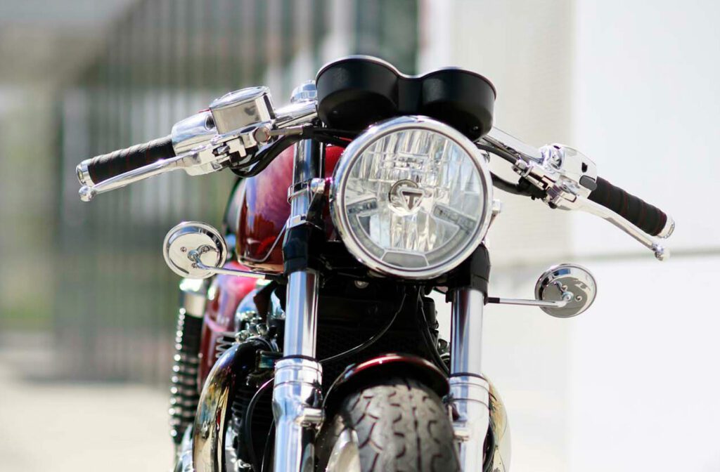 EmanueleSpozio's tweet photo. Cafè racer style 😎😎😎 https://t.co/VrRy06SuOK