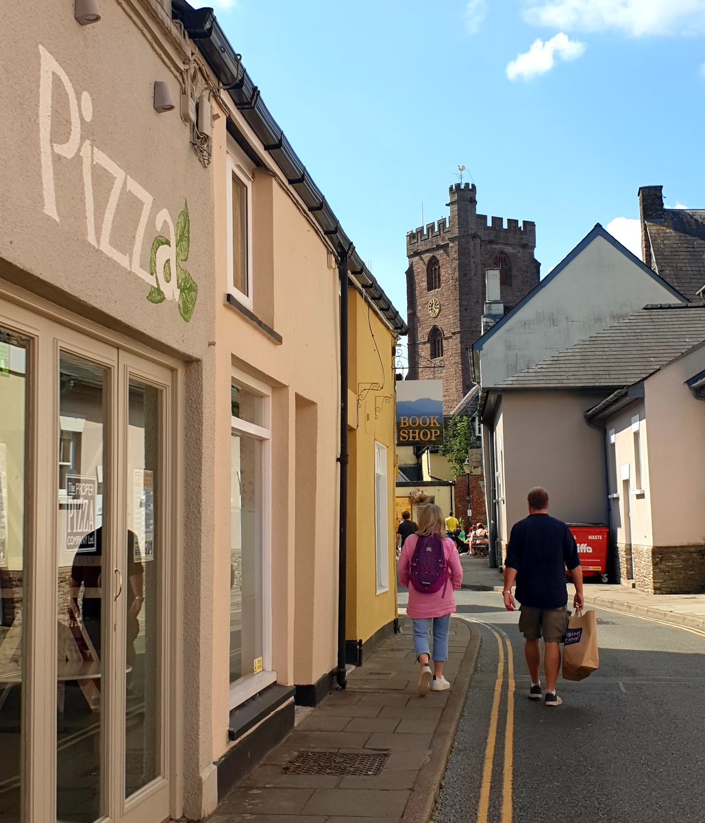 VisitBrecon tweet media