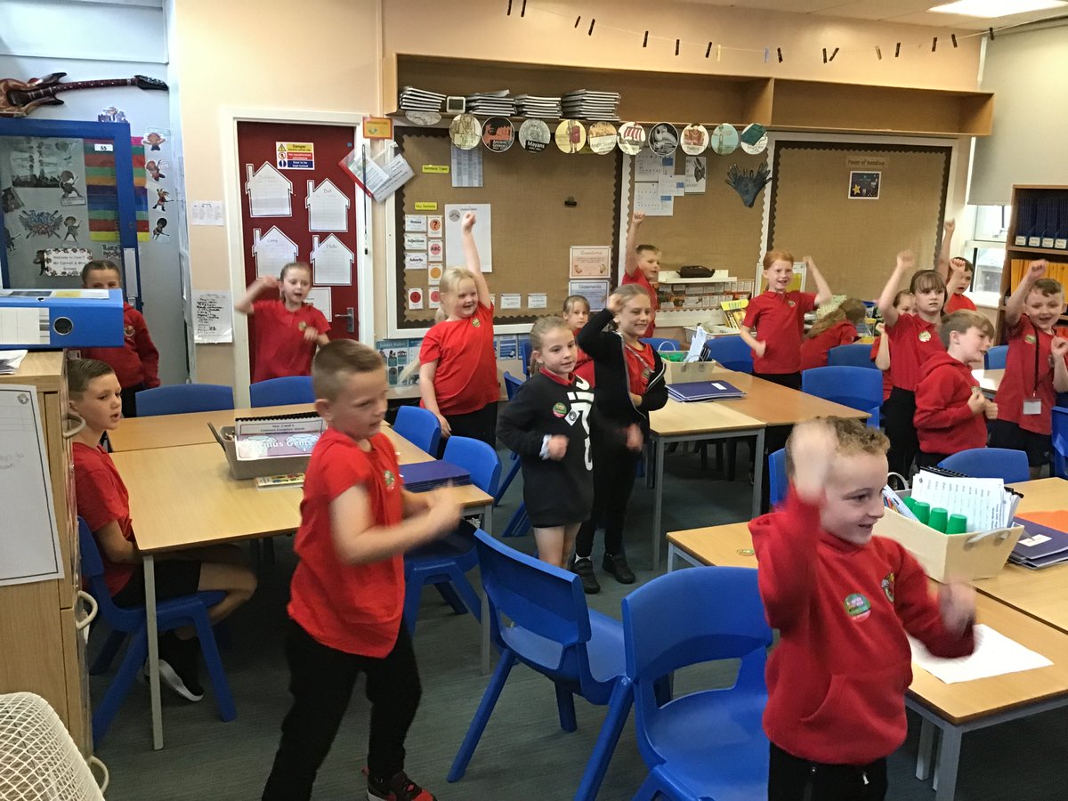 easterside_a's tweet photo. Active maths, counting to 100 with actions - Class 5. #EastersideMaths #EastersideActive https://t.co/PaP1id7UMw