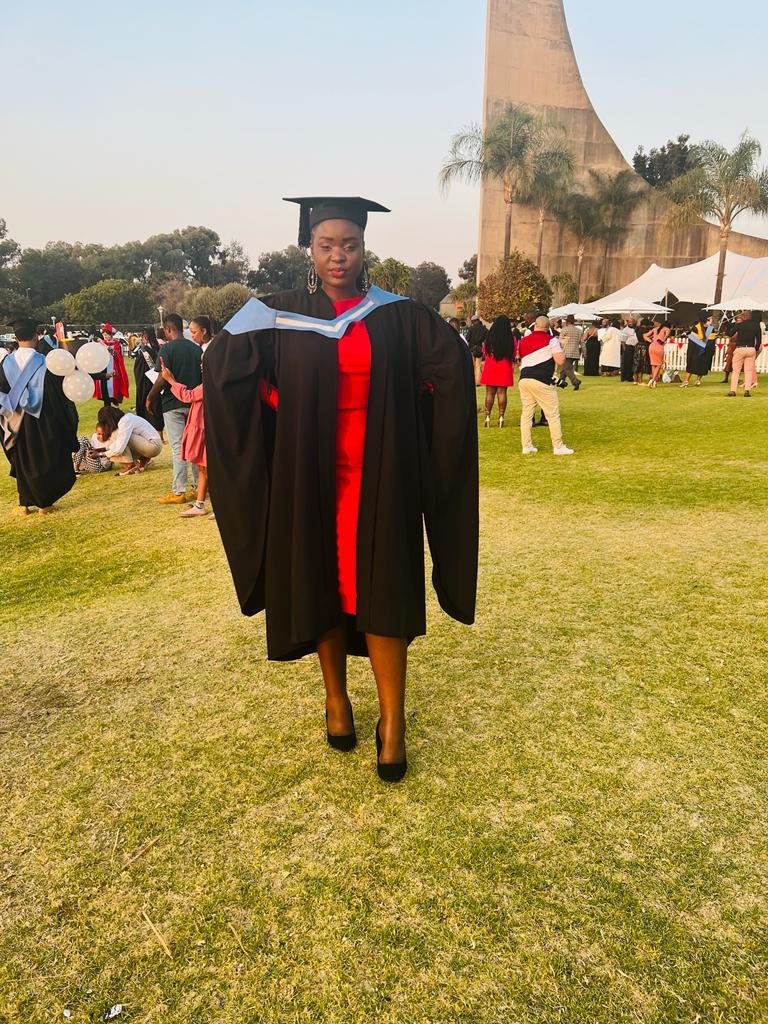 chrissysebe's tweet photo. 3rd belt bagged🎓🎓🎓 https://t.co/QWgfA30fLT