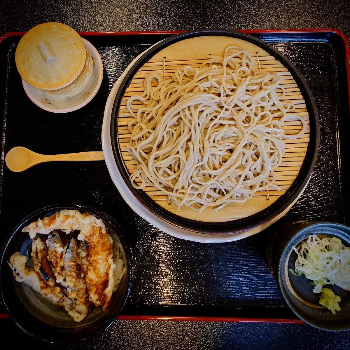 TomiakiF's tweet photo. 手打ちそばで、茶碗蒸しがつく😀
#東川町 #Sover https://t.co/VPj5AClFLq