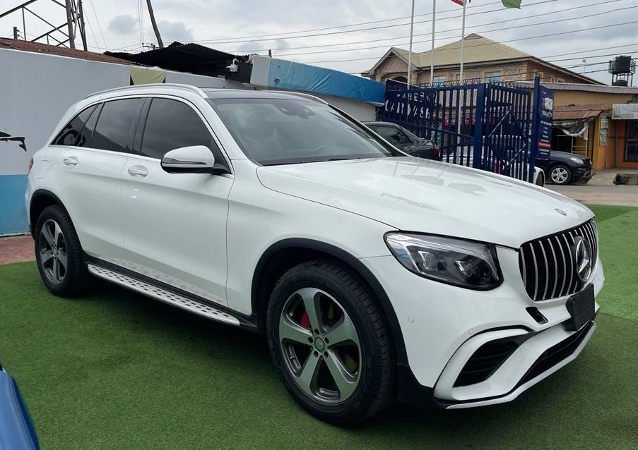 ExsphereAutos's tweet photo. New Arrival!!🔥
Pls help retweet🙏🏻🙏🏻🙏🏻

2months used Glc 300 2016 Model.
Accident free
first body
Very sharp and clean
Leather seat
Full option
Price: 19.5m negotiable
Contact: 08141256640
WhatsApp: https://t.co/bsSBStFwly
Location: Magodo phase1, Lagos. https://t.co/dDbIXEZwxA