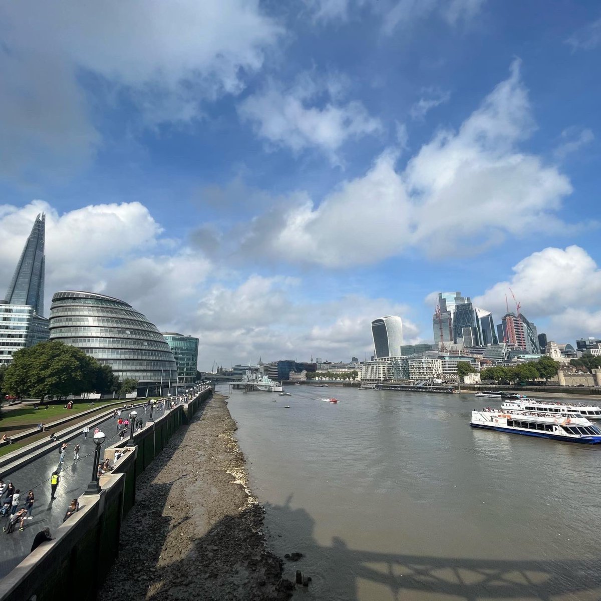 abicottrell_'s tweet photo. 30km ran yesterday as my final long run for London Marathon! I’m SO close to my fundraising target for @alzheimerssoc - if anyone is able to donate I would be so grateful💙 https://t.co/L3RUE0I3KC https://t.co/fH1QGfbtQe