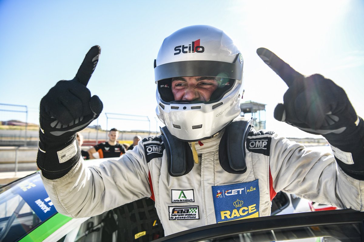 EPIC_RW's tweet photo. ¿Te lo perdiste?

Os compartimos el #programa24 del #RacingForSpain

👉https://t.co/K4jOu2Jngf

Disfruta de este y otros contenidos desde el canal #YT de la #RFEDA

 #FelizLunes #TCRSpain #CETRACE #F4Spain #CopaSaxo8v https://t.co/oGCayxac8f