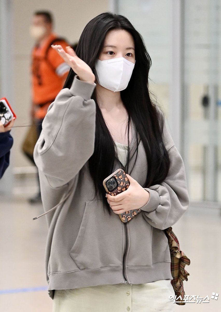 neuktokki's tweet photo. (2)
🔗: https://t.co/ihrM5dYiEd
🔗: https://t.co/zNccTaoCMt
🔗: https://t.co/TXSS3njHpe https://t.co/iOVrvWevCF