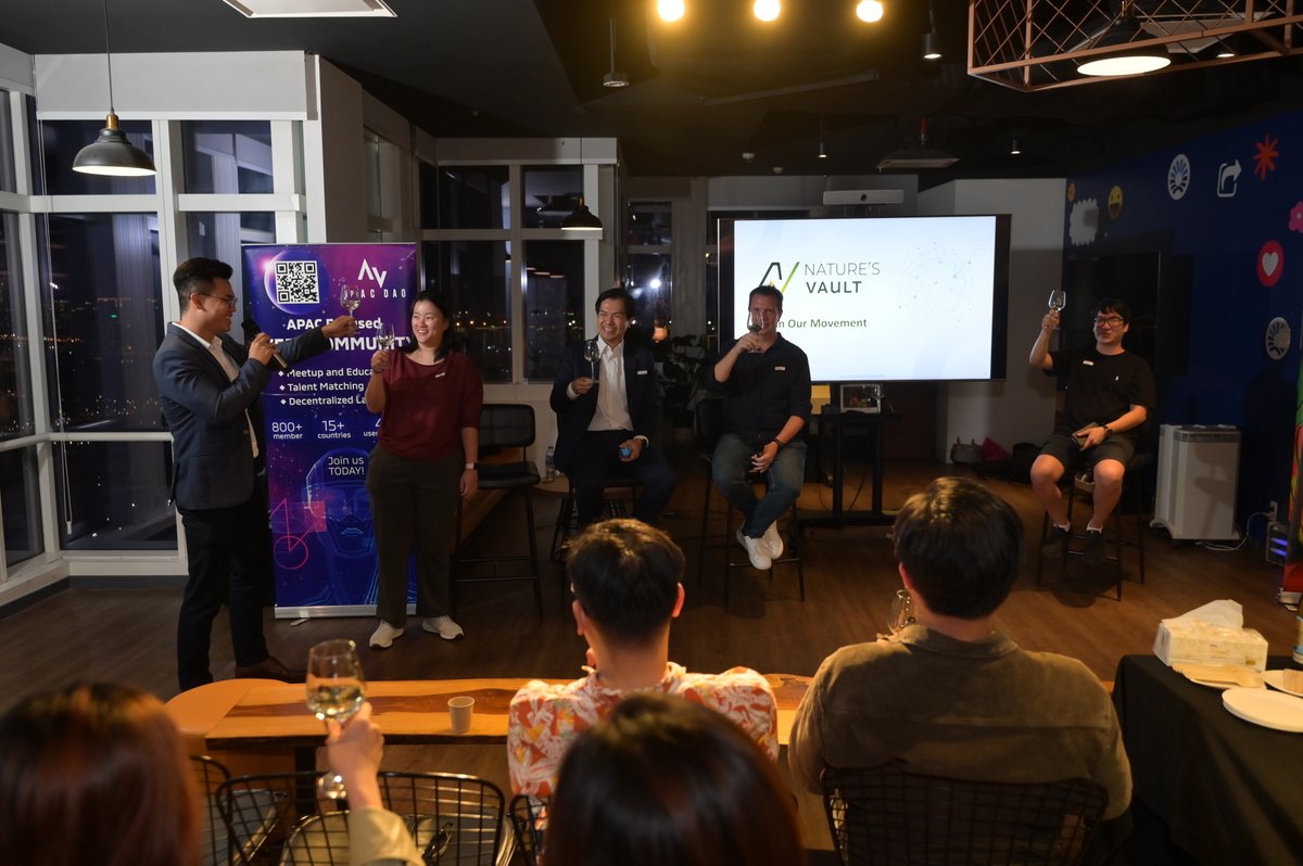 RickardPhil's tweet photo. Privileged to speak alongside speakers from @RMIT, @audacity, and Terraformers. This time the team and I introduced @naturesvault_io to Ho Chi Minh to talk about innovations in #blockchain being the future of #sustainability. Shoutout to @apacdao for a wonderful event! #ESG https://t.co/QwGYNdeWrZ