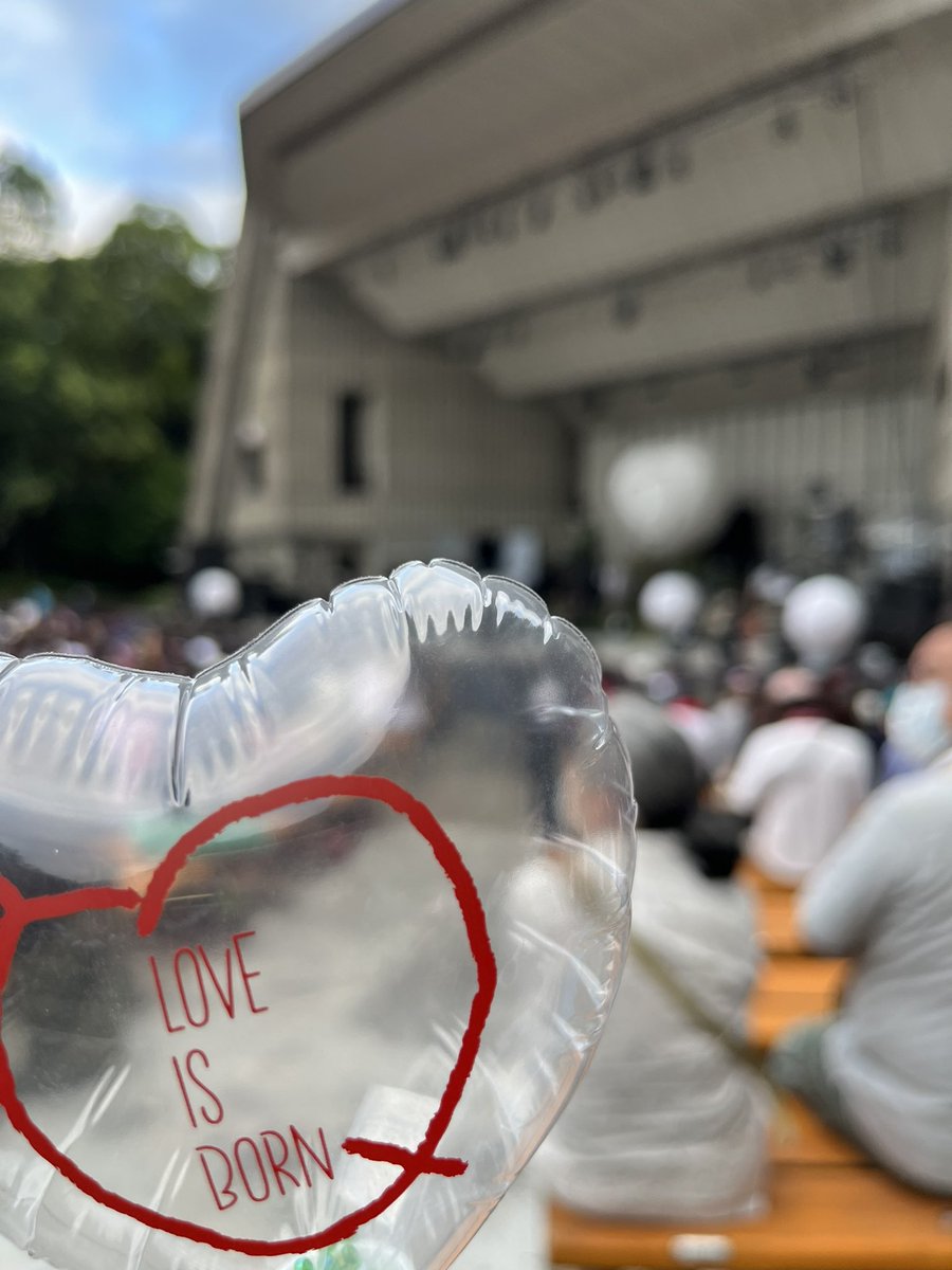 Runa_tkmmie's tweet photo. 今更ながら…昨日のラブボン最高だった🥰💓久しぶりに会ったのにいつも通りお話してくれた愛友さんたち心温かすぎて🥺ありがとう💓
愛ちんやっぱりすごいなぁレベル40には見えない🥺プラネタリウム弾き語りじゃないんだ?って思ってたら最後のサビ本当に感動😭💓
#aiotsuka #lib19 #LOVEISBORN2022 https://t.co/KMYFdH2W6a
