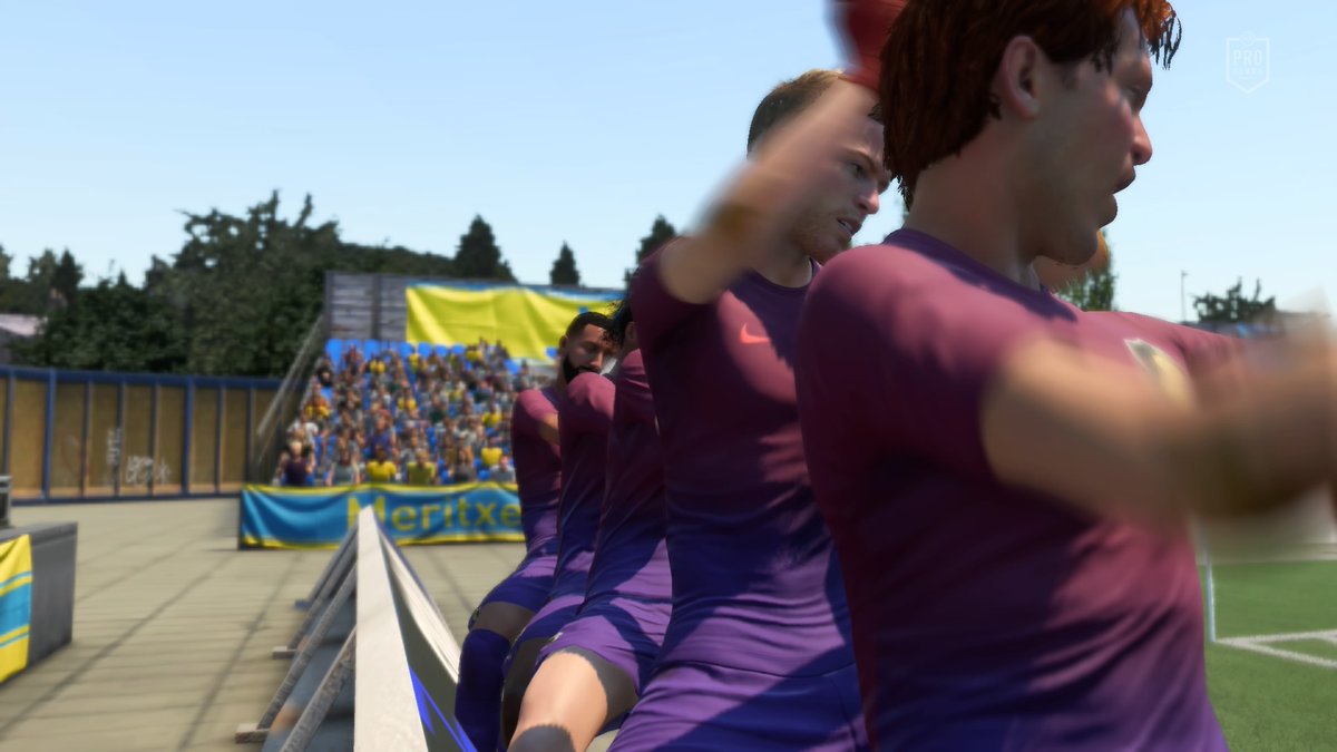 Buscamos carrilero izquierdo/derecho para pruebas hoy en #torneorelampago 

#ÚneteAlaTribu⚔️