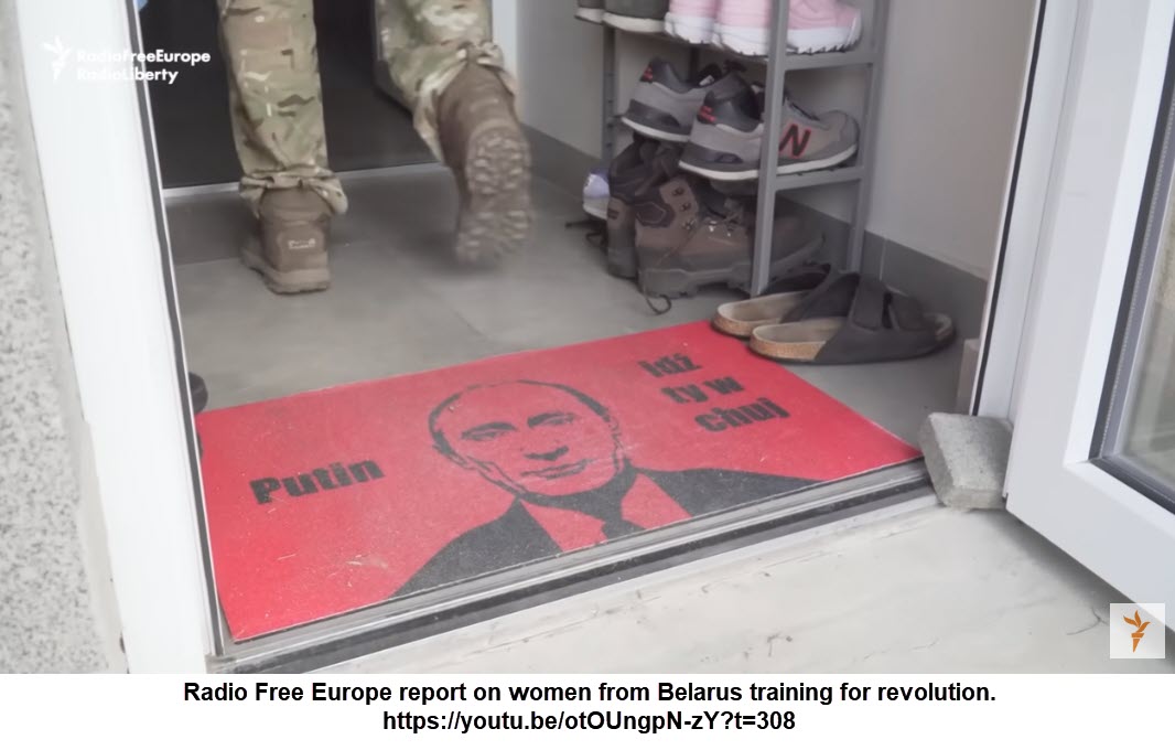 ProgressivVegan's tweet photo. Putin doormat in Poland where Belarusian women train for revolution. Radio Free Europe video. 5m20s
#SupportBelarus #DeposeLukashenko  
https://t.co/uEvooRJ5wC https://t.co/jXp3zN6UGQ