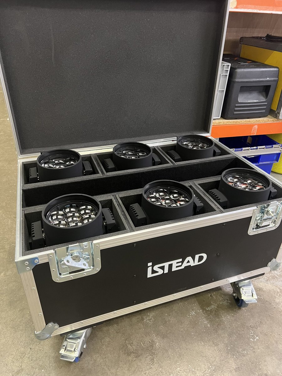 IsteadAV's tweet photo. New flight cases and boxes day!
Something quite nice about a new flight case. Maybe we should get out more π
#nationalflightcaseday #shouldbeathing #eventprofs #flightcase https://t.co/OKQeY6nbWm