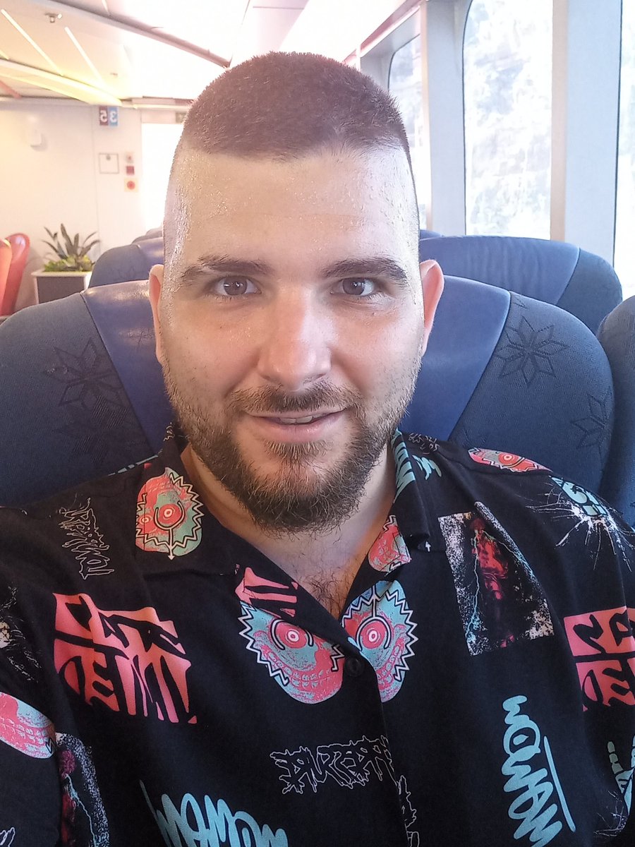 cristocasanova_'s tweet photo. Lo que te hace diferente, también te hace especial 💖 🤗 💥 https://t.co/EPKtkKW0iG