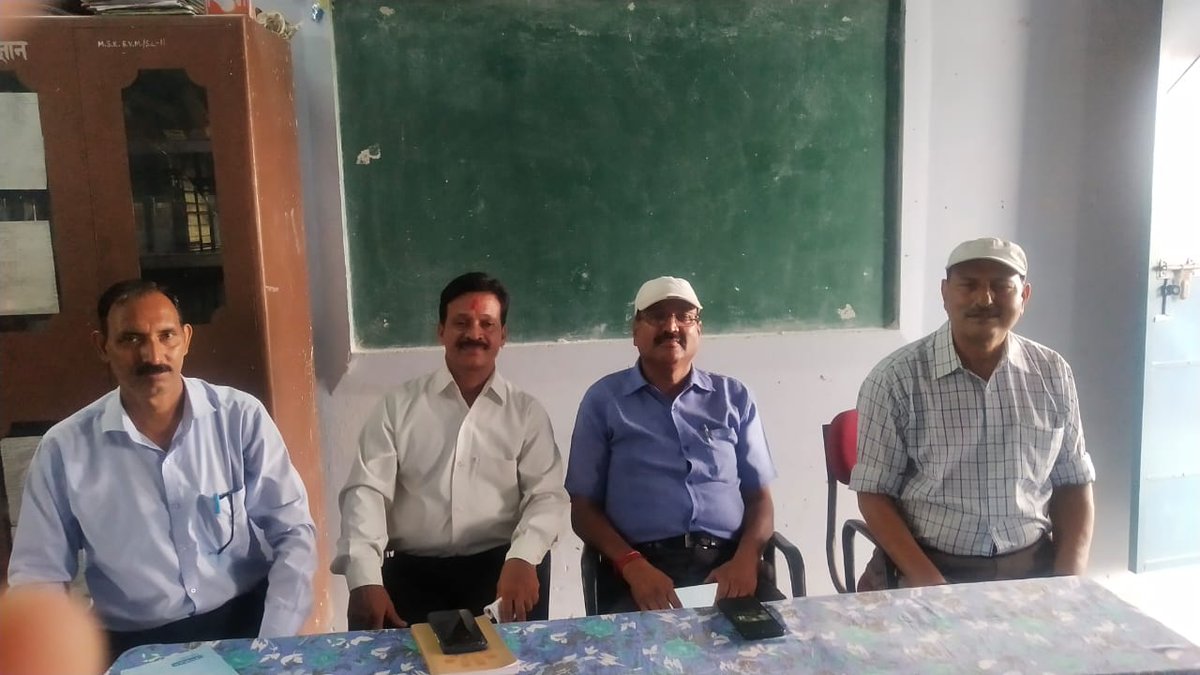 SAKSHAM4Divyang's tweet photo. Awareness Programme on #EyeDonation by #SAKSHAM Volunteers in #Uttarakhand Prant at Saraswathi Vidya Mandir, Kotdwar, Pauri Garhwal district on the occasion of "National Eye Donation Fortnight 2022"

#NationalEyeDonationFortnight #EDF2022 #SAKSHAM #DRISHTI #CAMBA #PledgeYourEyes https://t.co/3Yr8NaWR4i