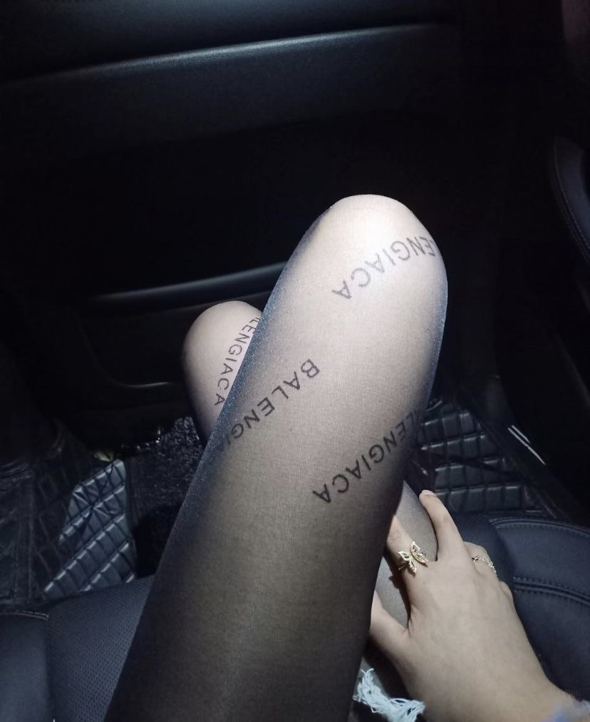 Harper60518655's tweet photo. A beautiful pair of legs https://t.co/6Bvrtf33hJ