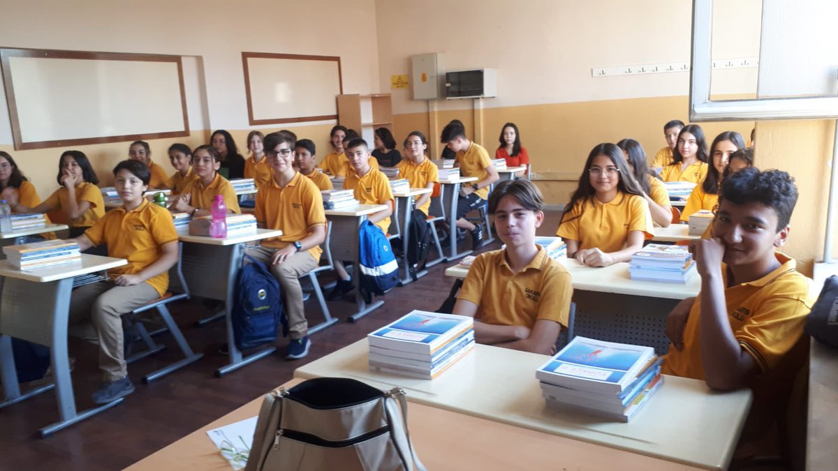 MilasSakarya's tweet photo. Sakarya Ortaokulu 2021-2023 Eğitim Öğretim yılına hazır.@MilasSakarya @isabal80 @tcmeb @MilasMEm @mugla_mem https://t.co/gWft9XqSqA