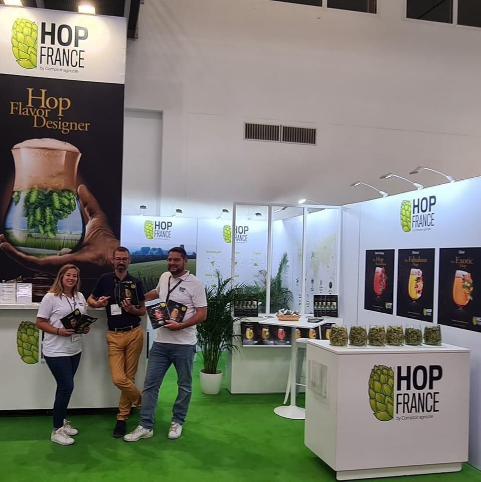 [#EVENT] Meet us at drinktec all the week to (re)discover the noble tastes of #frenchhops, our new illustrations, and to grab some samples! 🍻 Booth A5 253 #beer #hop #houblon #drinktec #drinktec22 @BrasseursFrance @snbi @brewersofeurope @BrewersAssoc