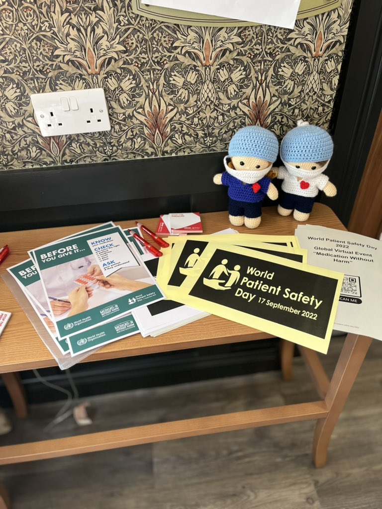 ShonaAllan16's tweet photo. KNOW, CHECK, ASK before you give…💊💊💊🩼
Bothwell Castle Care Home today displaying info around the safe administration of medicines - World Patient Safety Day 👏👏👏 Check and be safe…. @linzinurse88 @sharonm01497341 @martin200787 @NHSLanarkshire https://t.co/JgEzhmGuZq