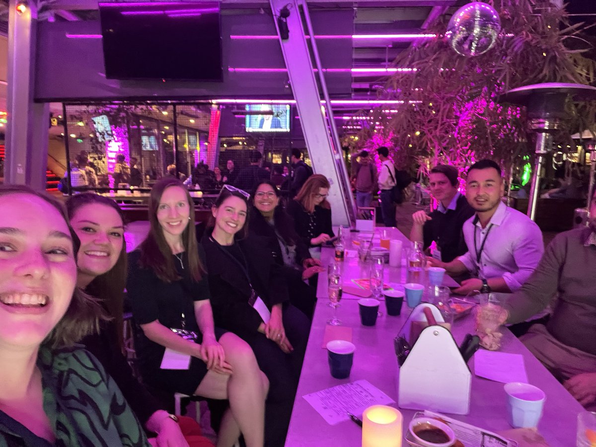 Caitlininthelab's tweet photo. EMCR dinner at @awtrs2022 well underway!! https://t.co/2xdCXRVrFF