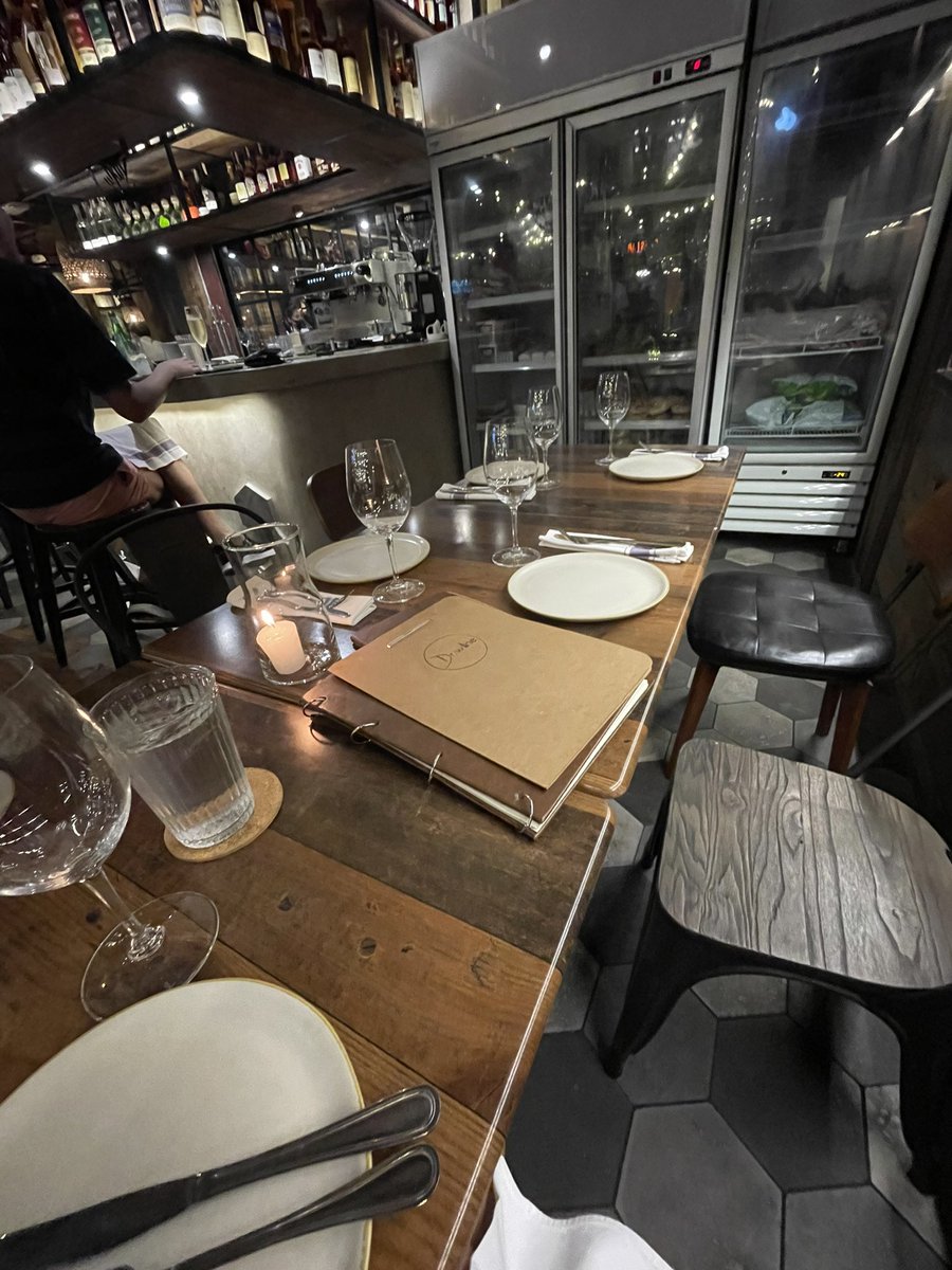 didii_lourve's tweet photo. Friends: Let’s go for dinner and just chill. No drinking!!
Friends after dinner: we should order some drinks. 🤣 #scammmm https://t.co/75sHPddNCt