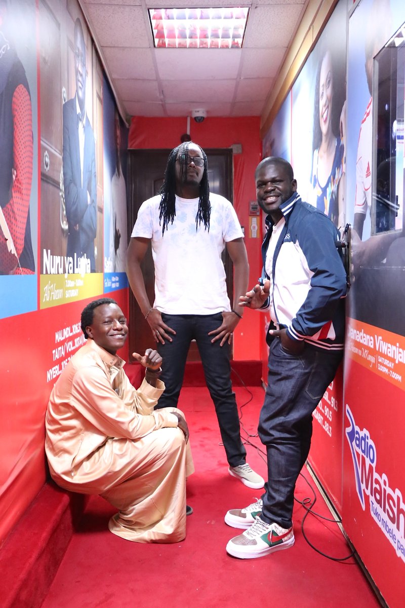 Maisha Jioni na <a href="/BillyMiya/">Billy Miya</a>, <a href="/mbarukmwalimu/">Mbaruk Mwalimu</a> na <a href="/DEEJAYIYAN254/">Mr Iyan.</a> kutoka saa tisa hadi saa moja usiku. #BillyNaMbaruk #RadioZaidiYaRadio