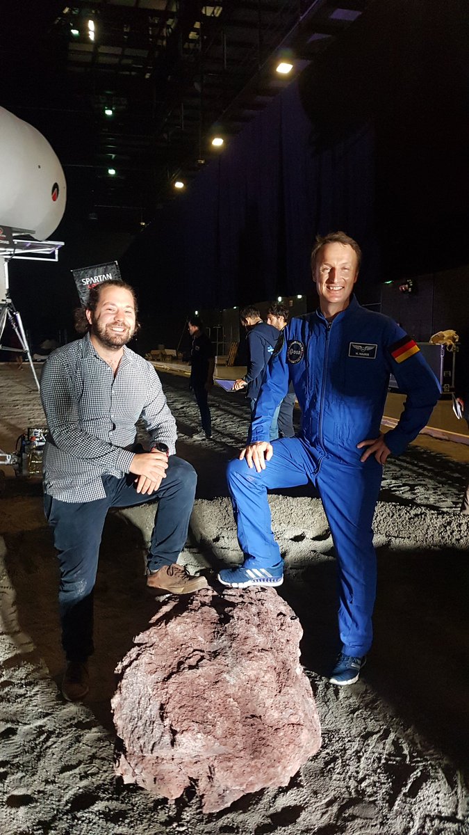 BenGaffinet's tweet photo. From pioneers to thinkers with @astro_matthias 👨‍🚀

Thank you for being generous with your time. Old and young alike were inspired and the dreams of space are grow strong 🚀🛸 https://t.co/uGLDVm9CeO