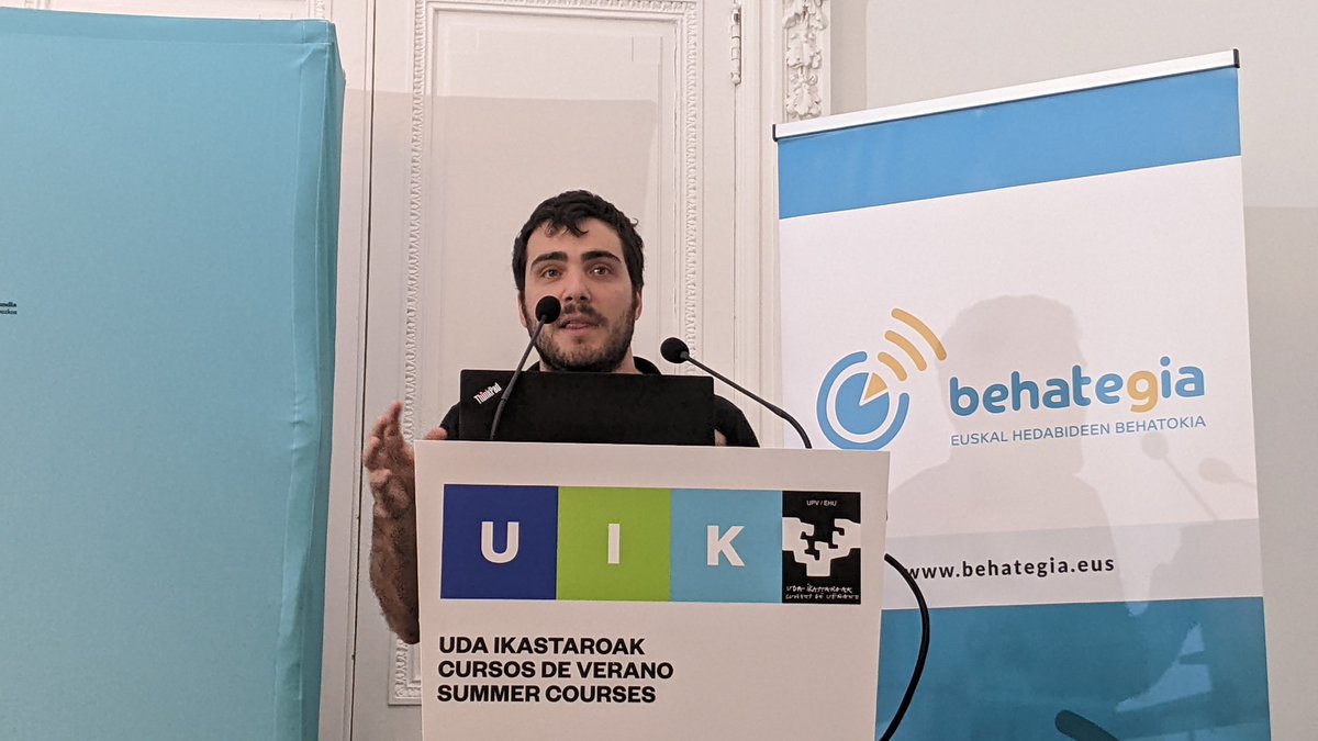 behategia's tweet photo. "Ez du zentzurik offlinea eta digitala bereizteak, hibridazioa gertatu da, mundu digitalean bizi gara" @jmoralesigras2 #euskalhedabideak #metrikaadostuenbila https://t.co/x14f0wX4Qa