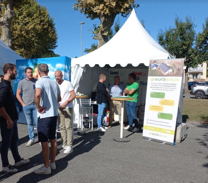 euralisgroupe's tweet photo. Les équipes du Pôle Agricole d'#Euralis et de Sanders Euralis fières de participer à la Journée de l'#élevage et de l'#innovation (Morlaàs). L'occasion de présenter notre offre élevage : équipement, contrat céréales et photovoltaïque. @lesillon_info @Lacoopagri_NA @LaRepDpyrenees https://t.co/LEuJICOul0