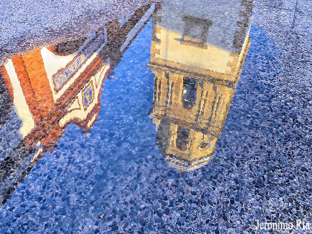 TurismoRota's tweet photo. Reflejos con historia, #mercadodeabastos y #torredelamerced que nos regala #jeronimorta para desearos un #felizlunes #felizsemana
.
#descubrerota #disfrutarota #rotasabeafelicidad https://t.co/Yj5SERaRA5